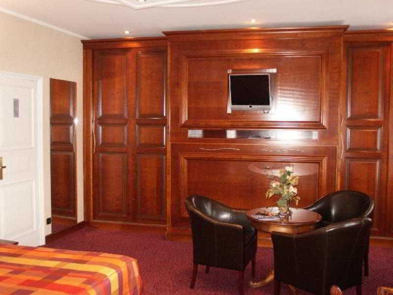 Hotel Logis Borel
