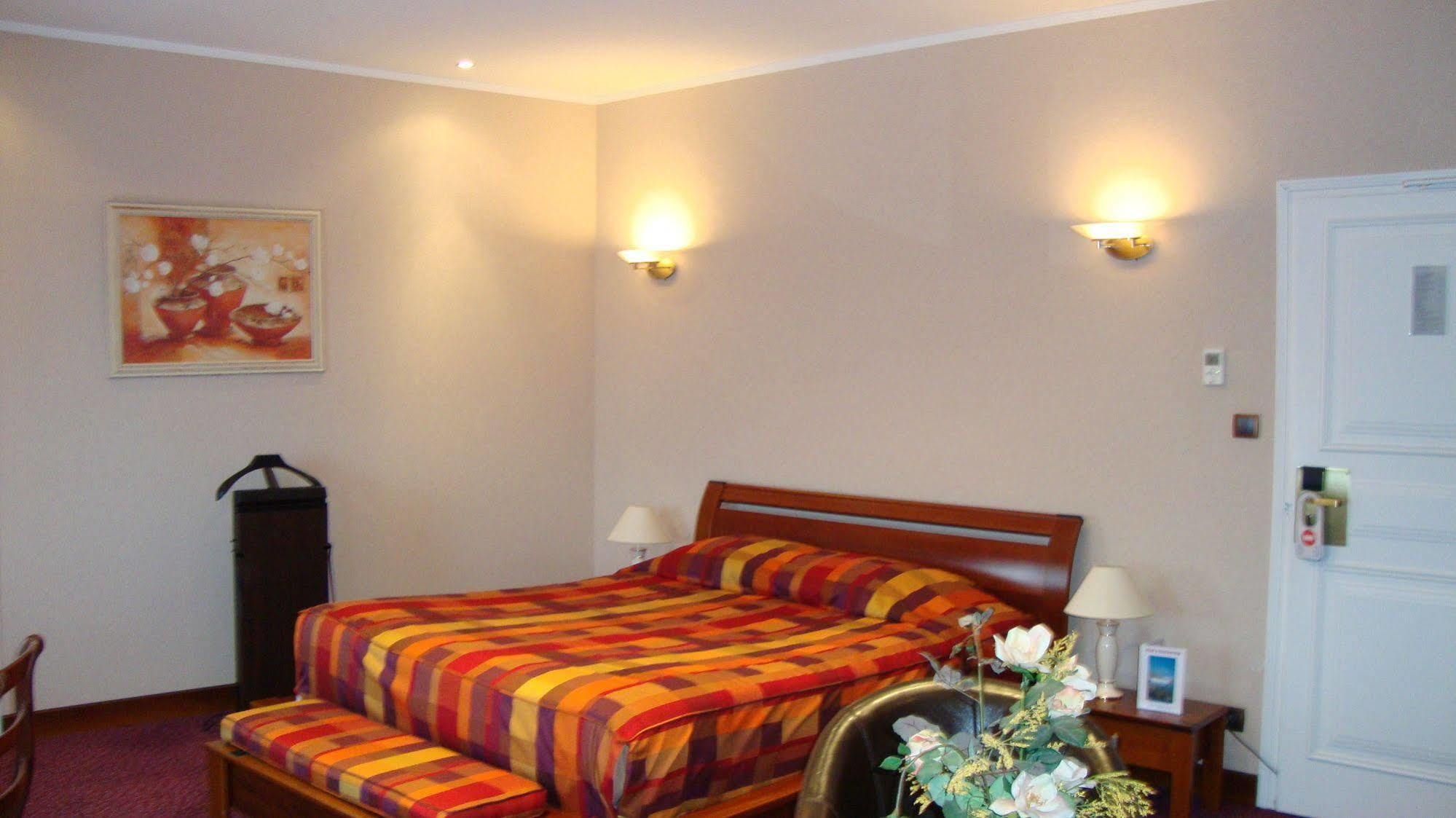 Hotel Logis Borel Dunkirk